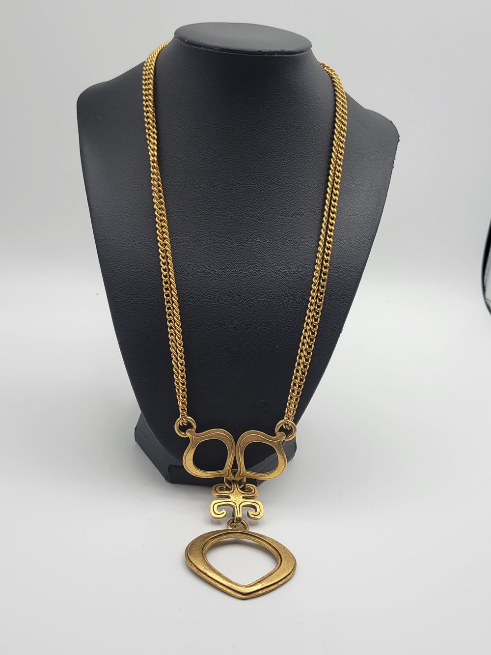 Vintage Florenza Open Circle Long Dangle Gold tone Necklace